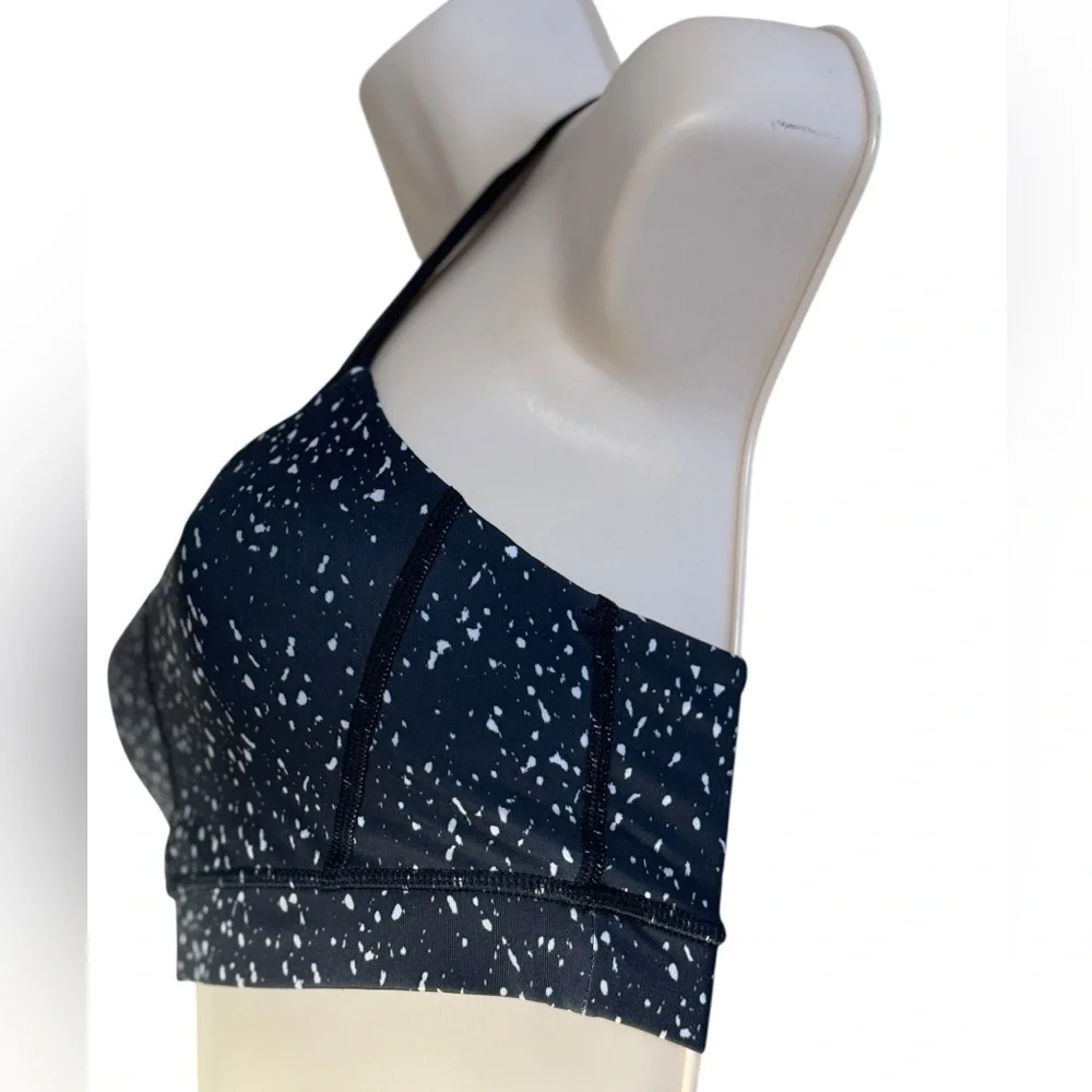 LULULEMON High Neck Mesh Bra SIZE 2 Black white EEUC RACERBACK MESH